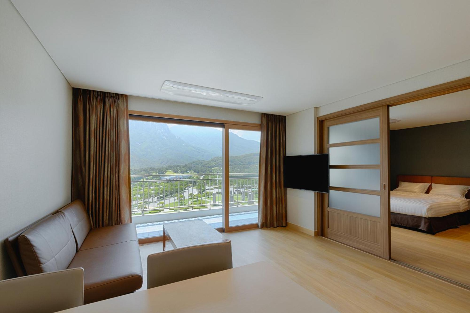 Delpino Hotel Sokcho Room photo
