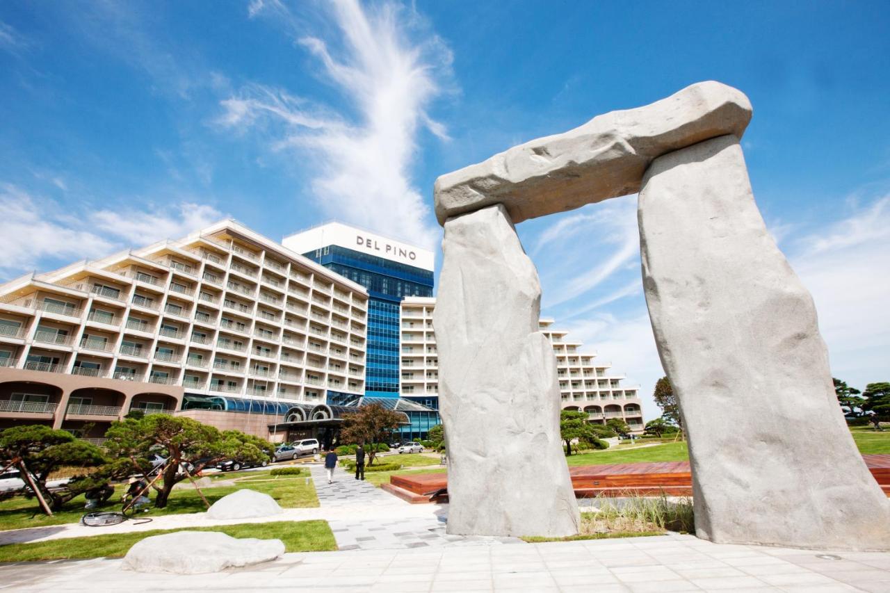Delpino Hotel Sokcho Exterior photo